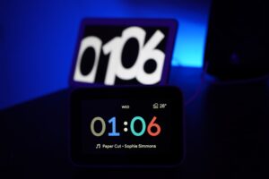 Lenovo Smart Clock 2: The Smart Alarm Clock Is $20 Today
