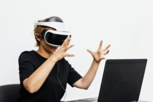 how to connect vr to laptop