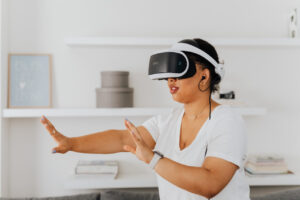 what is a vr headset used for
